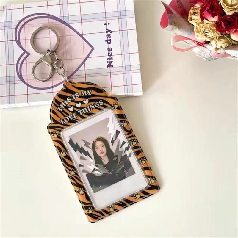K-Pop Photocard Holder with Chain – Protective Idol Card Sleeves